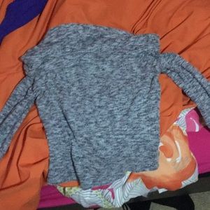 Forever 21 gray long sleeve shirt